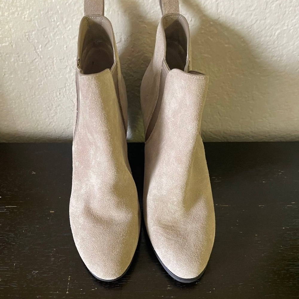 Michael Kors Boots - Size 9